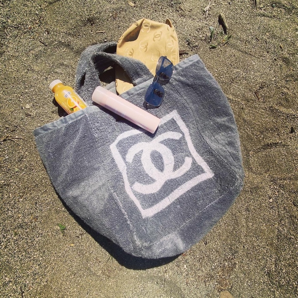 CHANEL Vintage cotton beach Tote